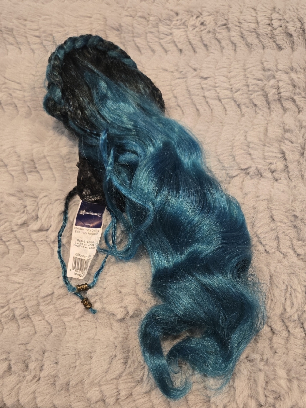 Disney Descenants Wig Teal NWOT